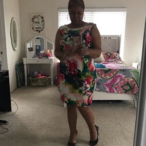 Floral print women’s dress